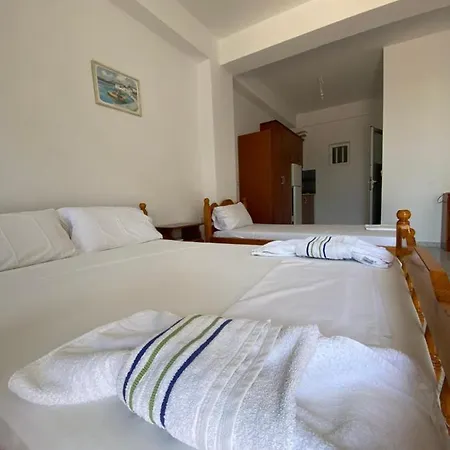 Henardi Hotel *